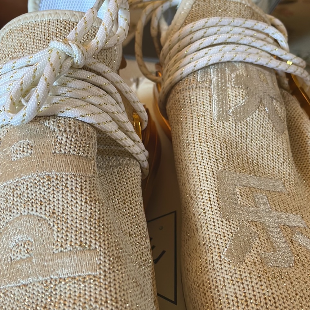 PW HU Holi NMD MC - Picture 2 of 5